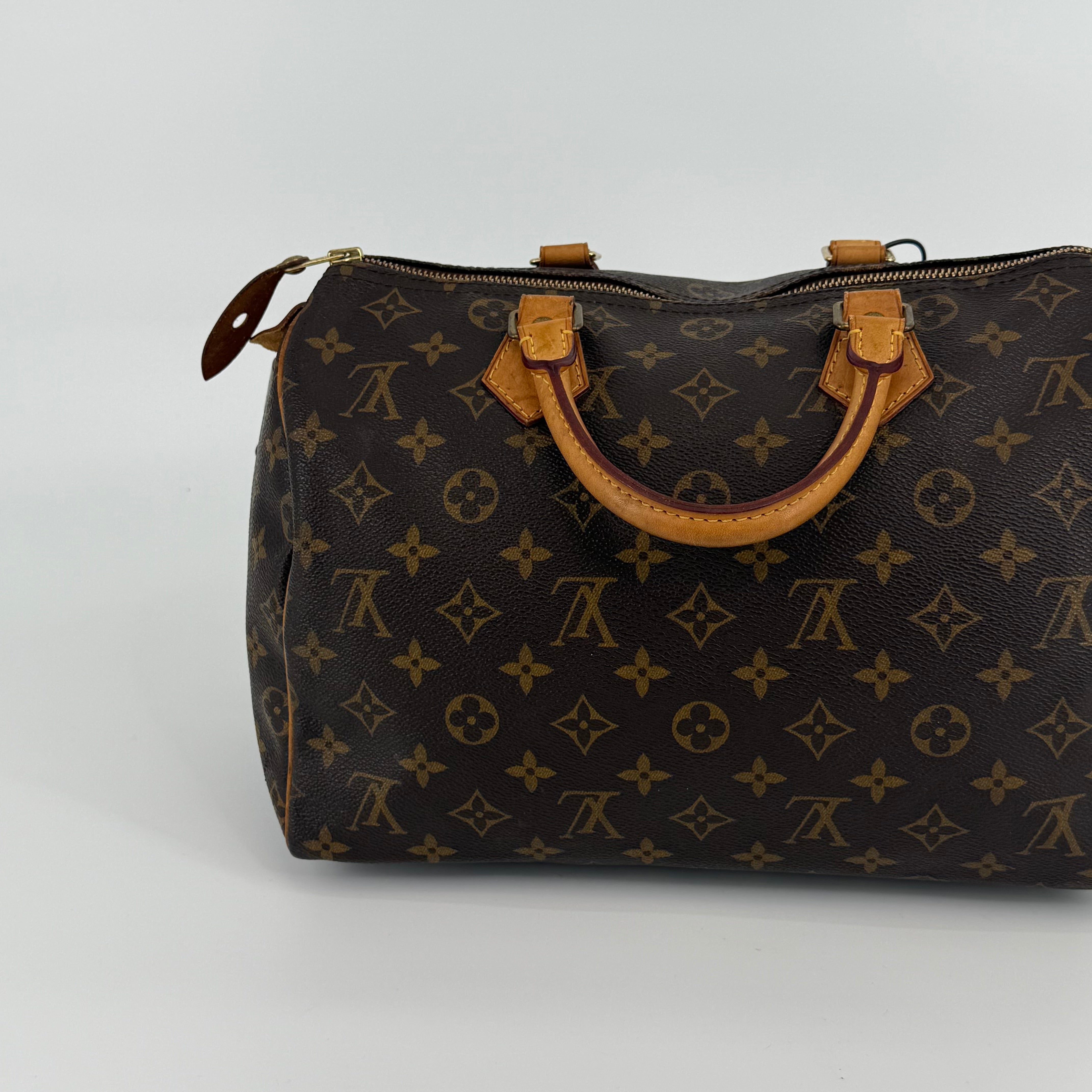 Louis Vuitton Monogram Speedy 30