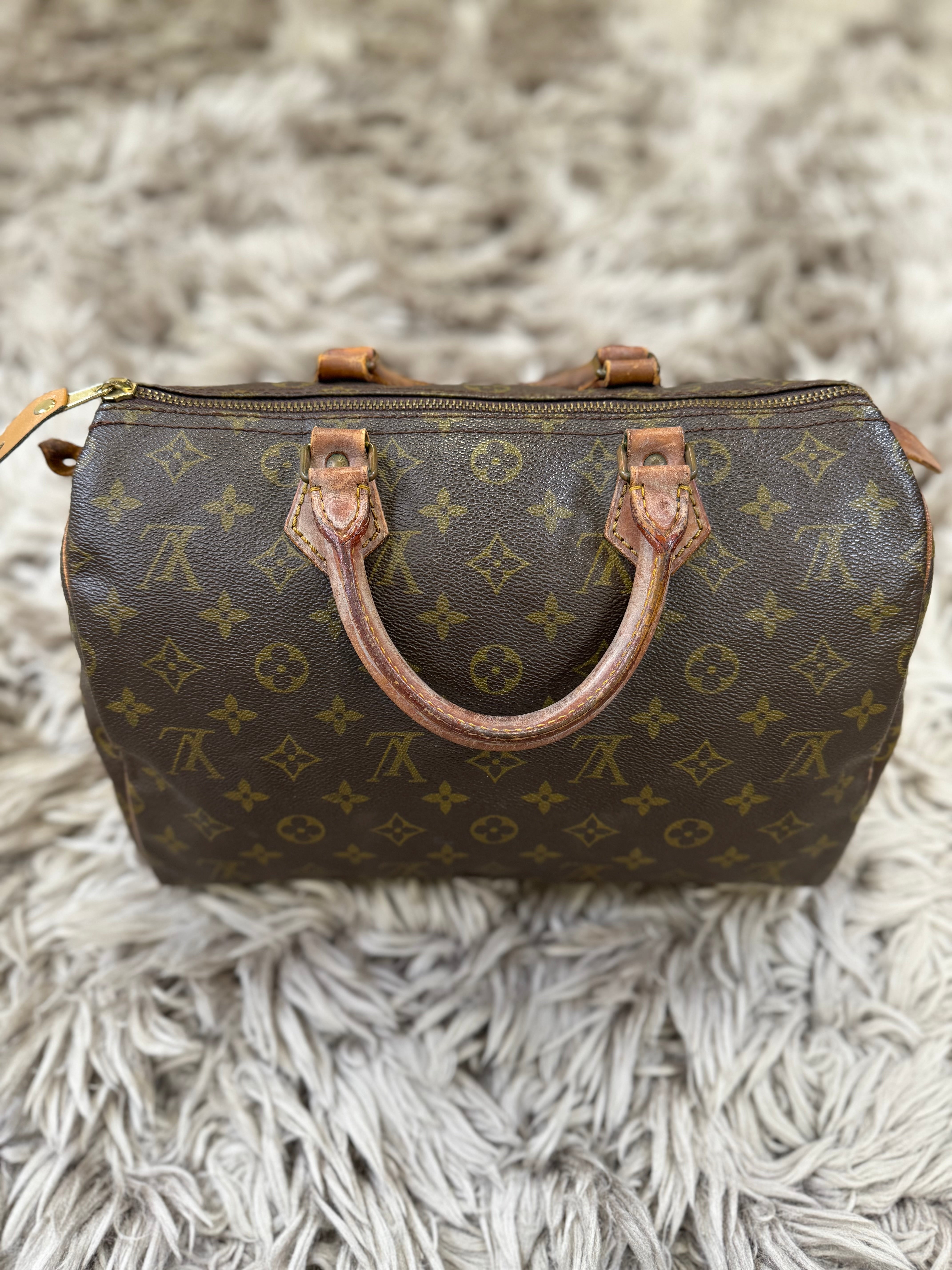 Louis Vuitton speedy 30