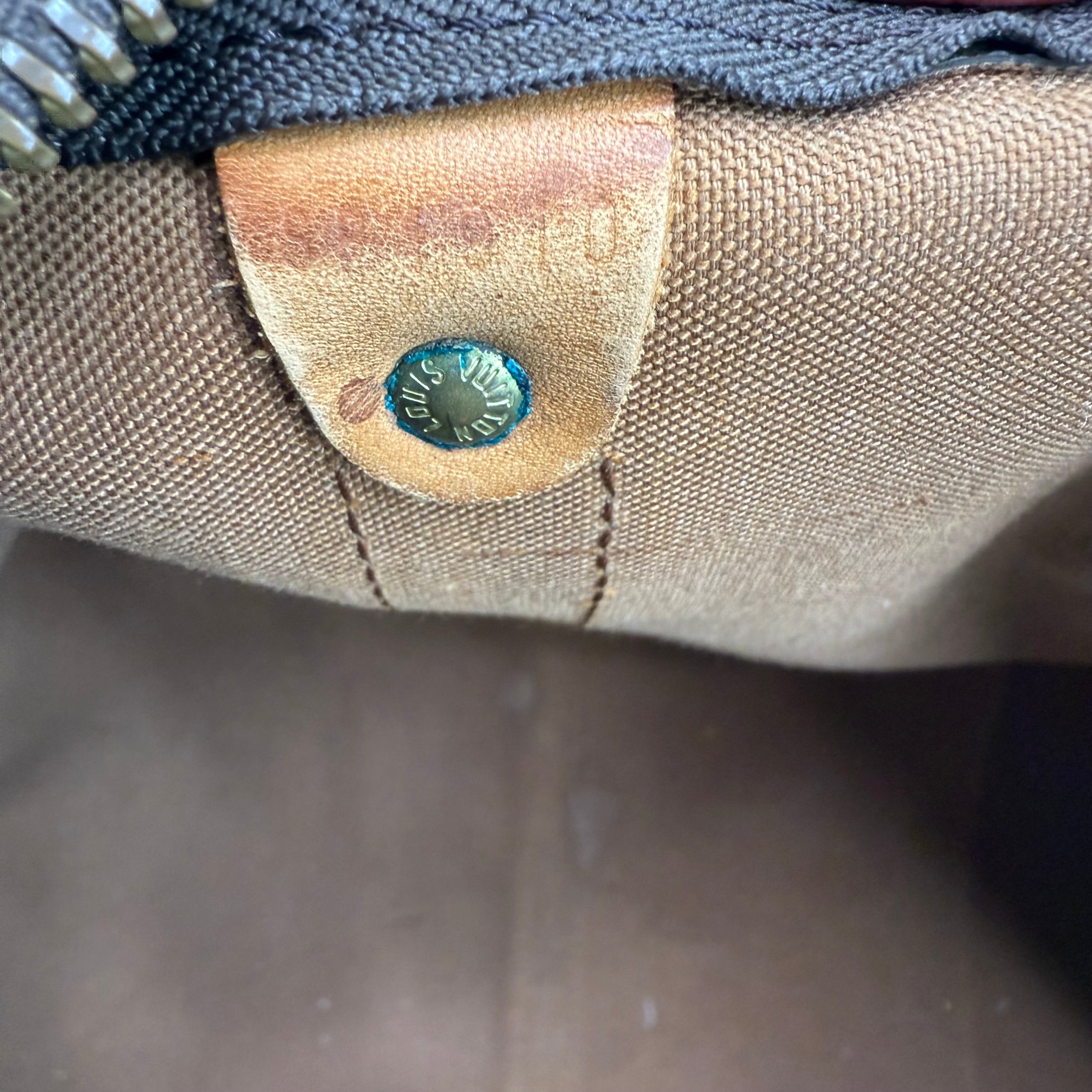 Louis Vuitton Monogram Keepall 55 With Strap