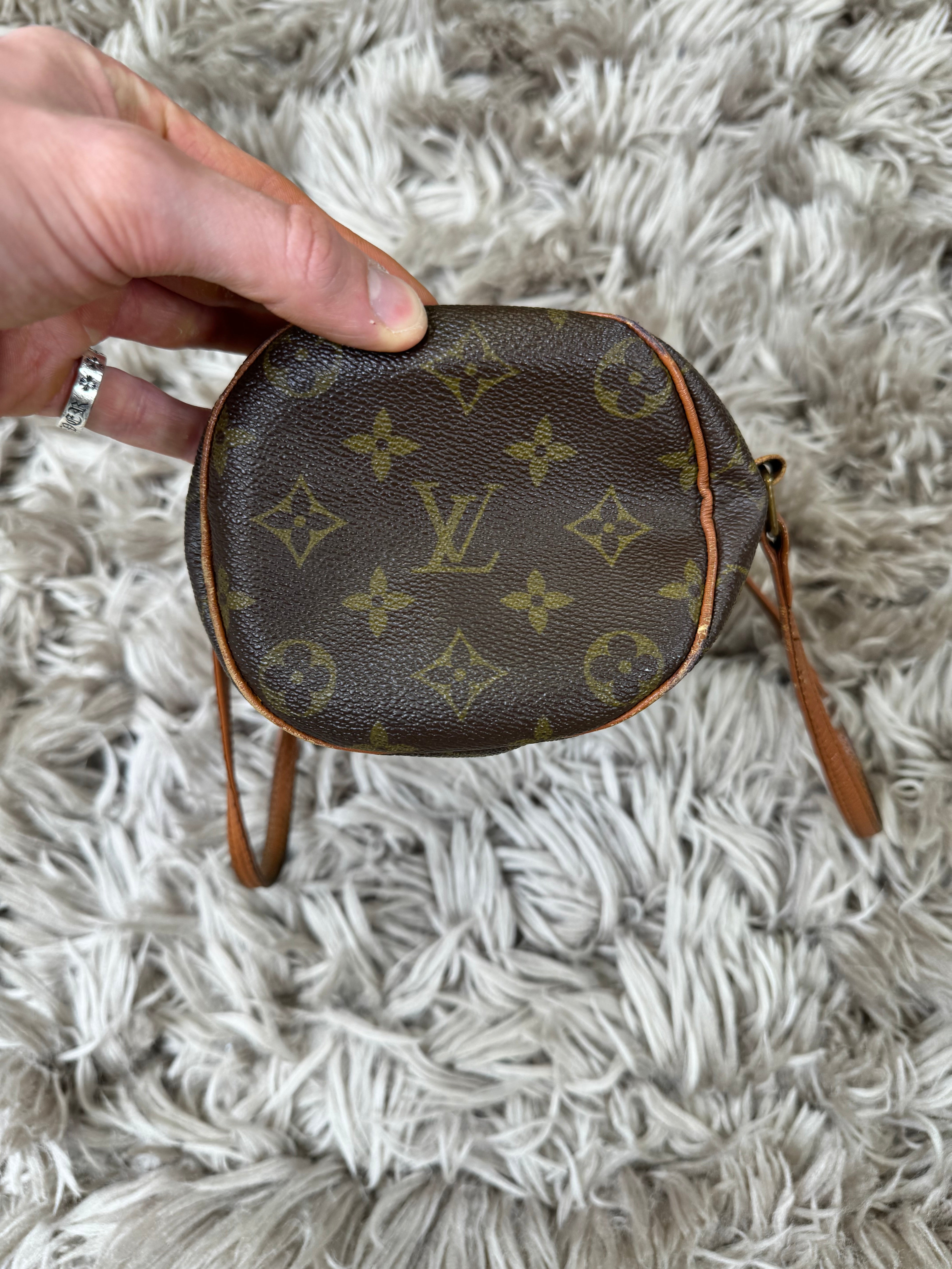 Louis Vuitton papillon bag