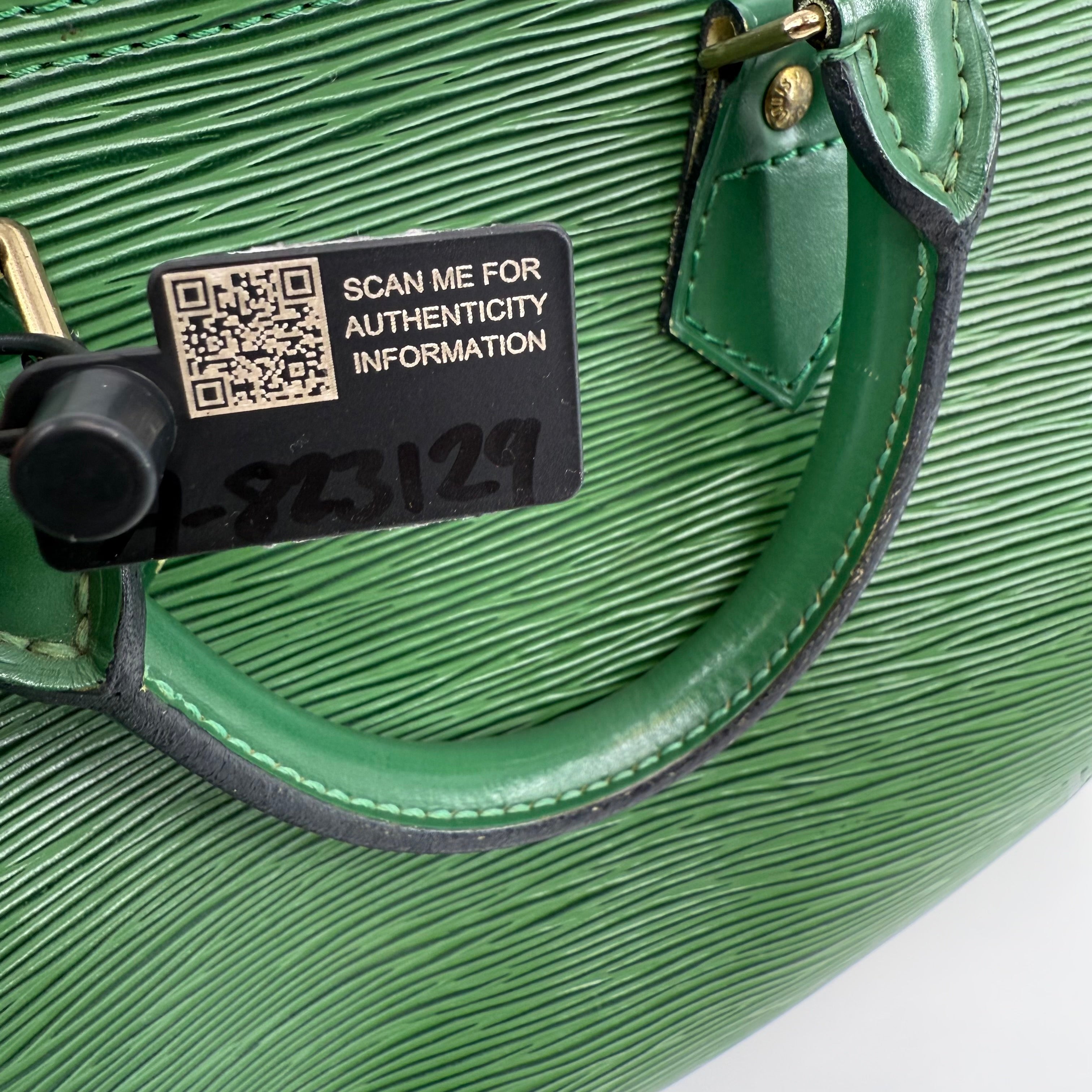 Louis Vuitton Epi Green Speedy 25