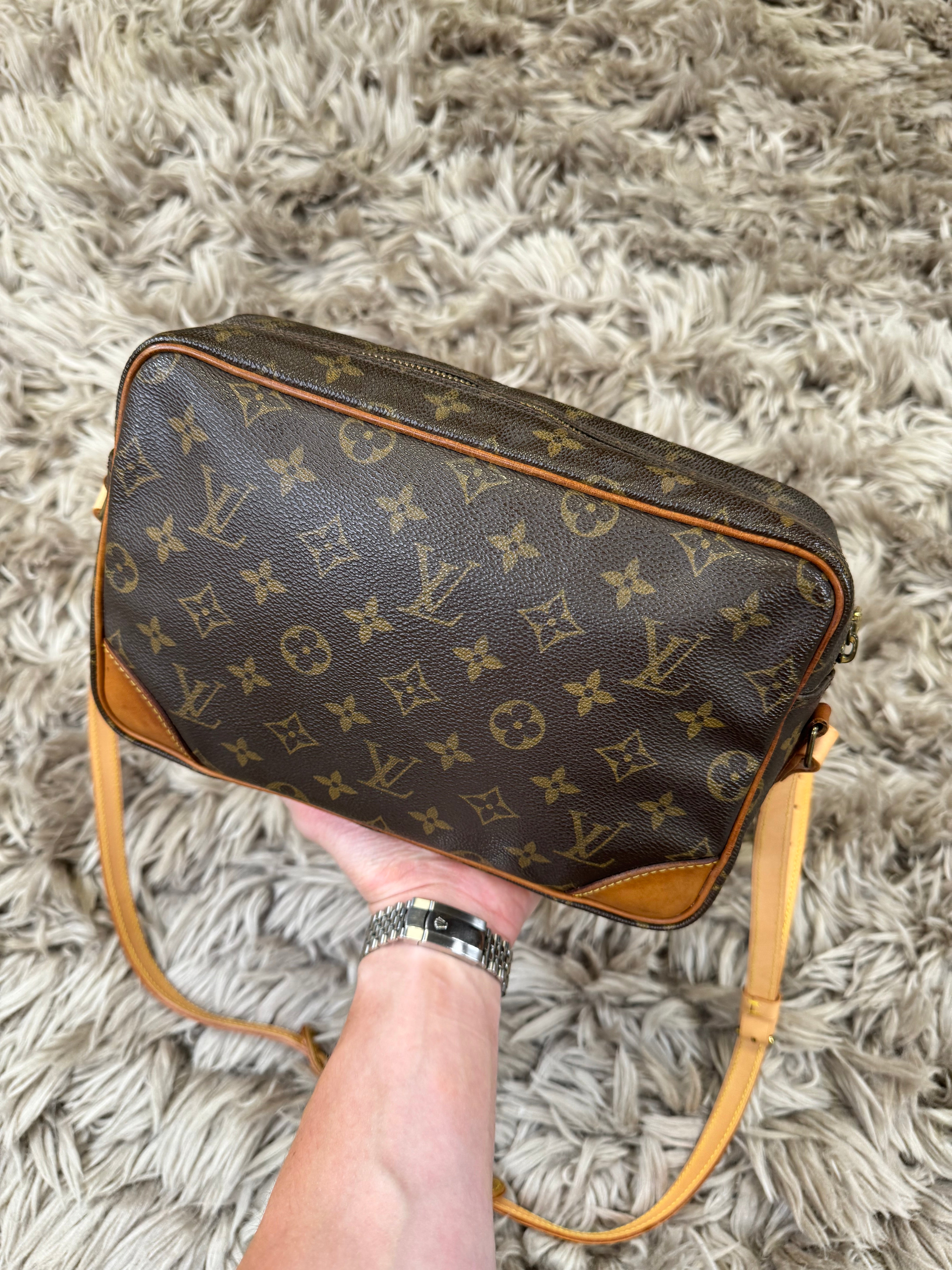 Louis Vuitton cross body bag