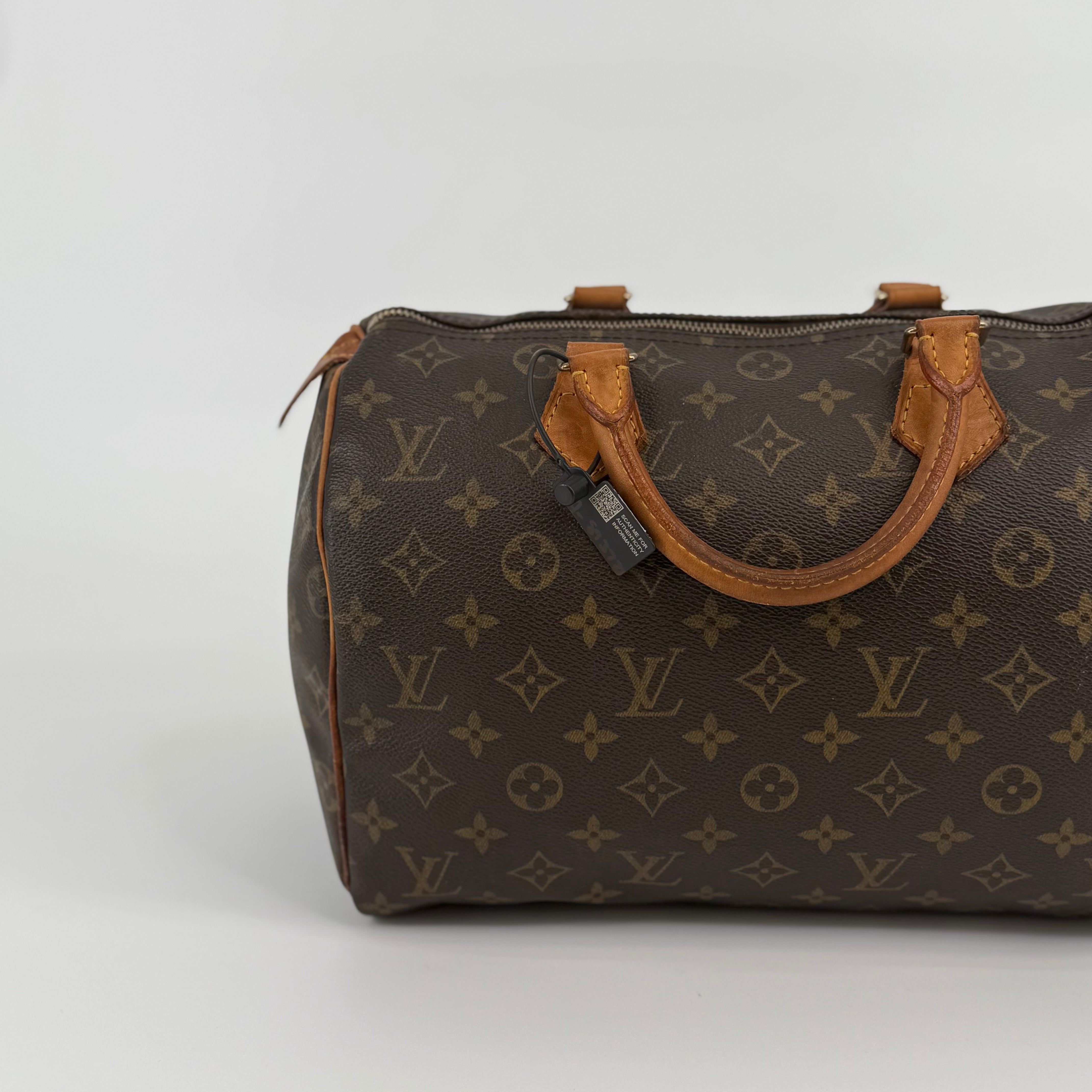 Louis Vuitton Monogram Speedy 30