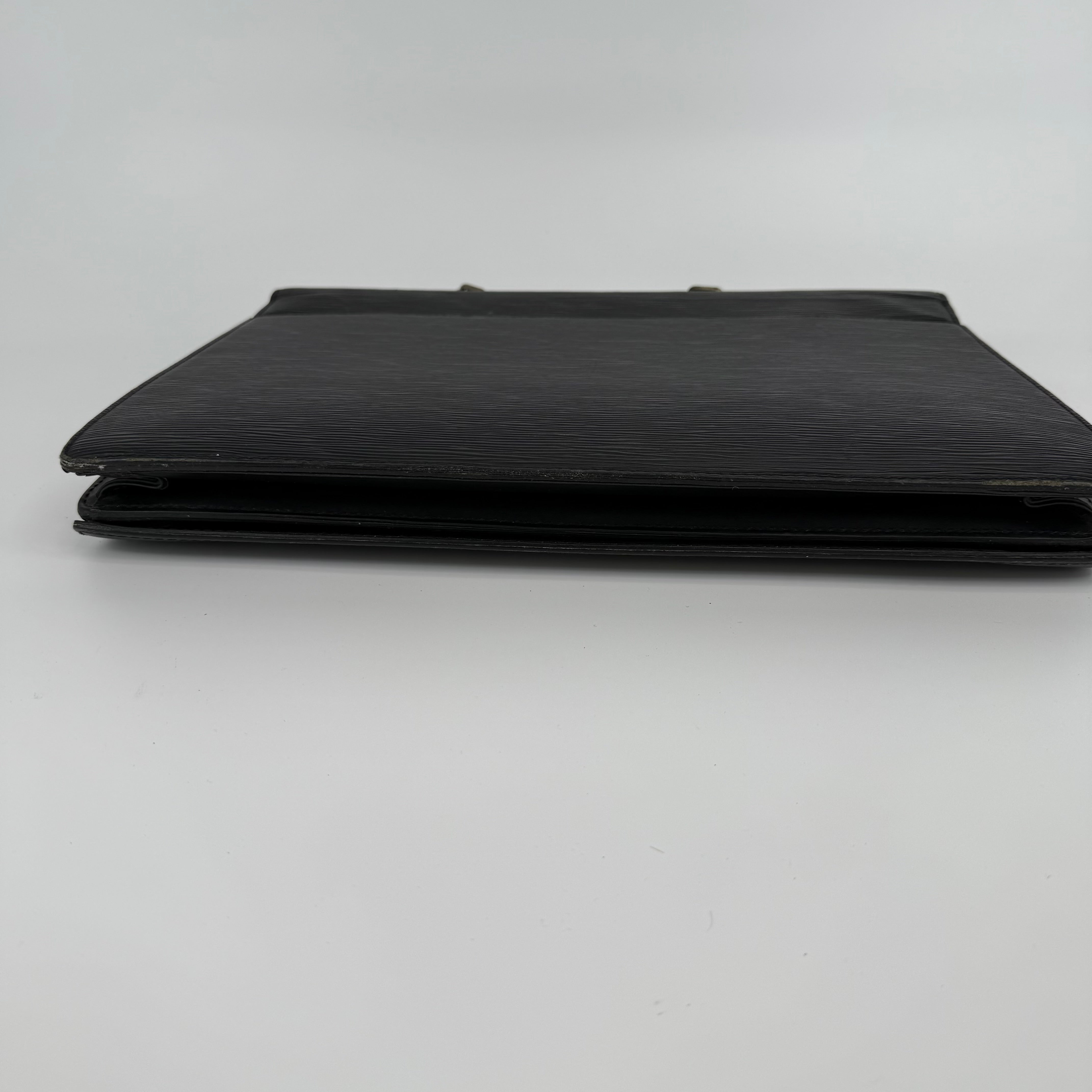 Louis Vuitton Epi Black Briefcase 40cm