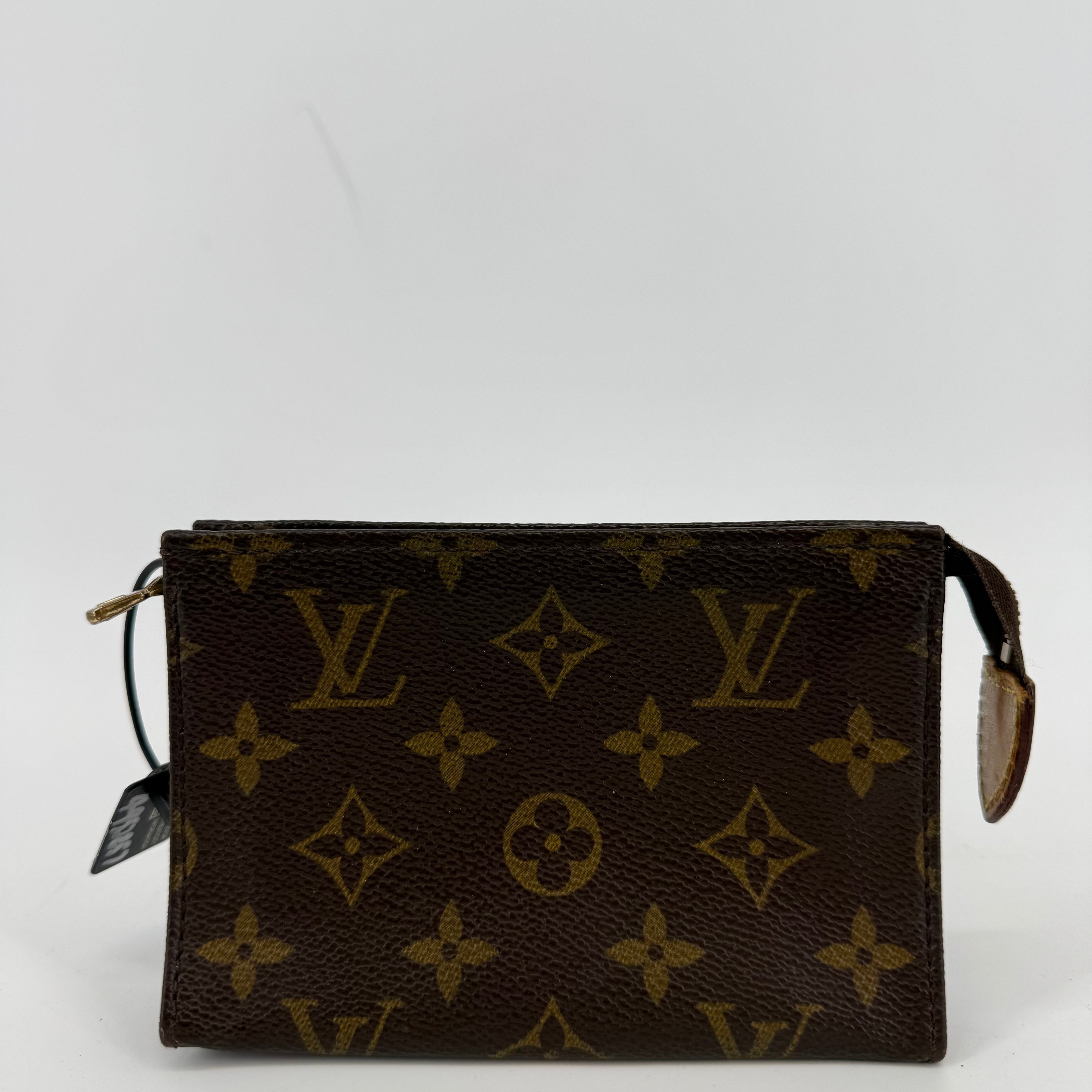 Louis Vuitton Monogram Brown Cosmetic Pouch (953257)
