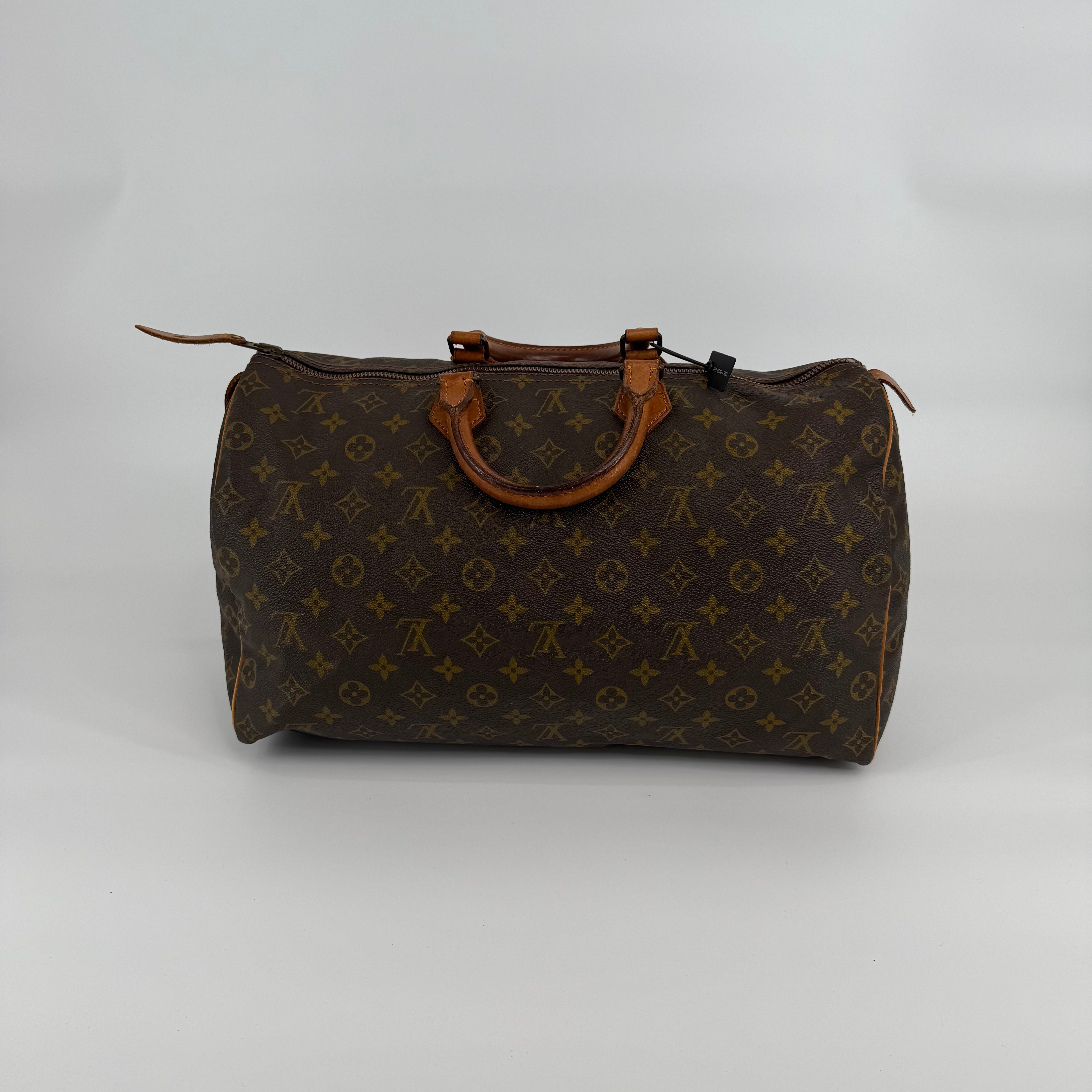 Louis Vuitton Monogram Speedy 40