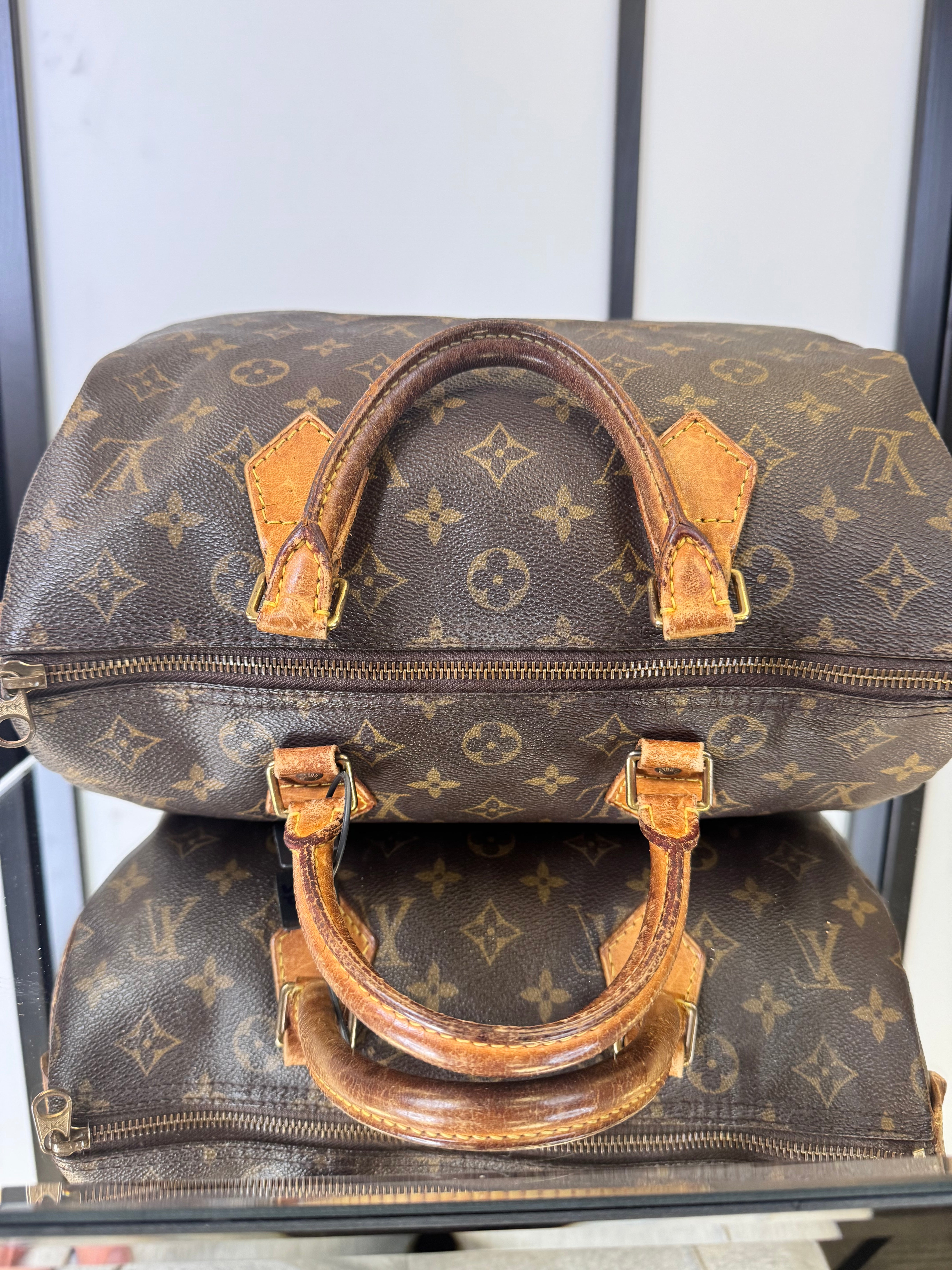 Louis Vuitton Speedy 30