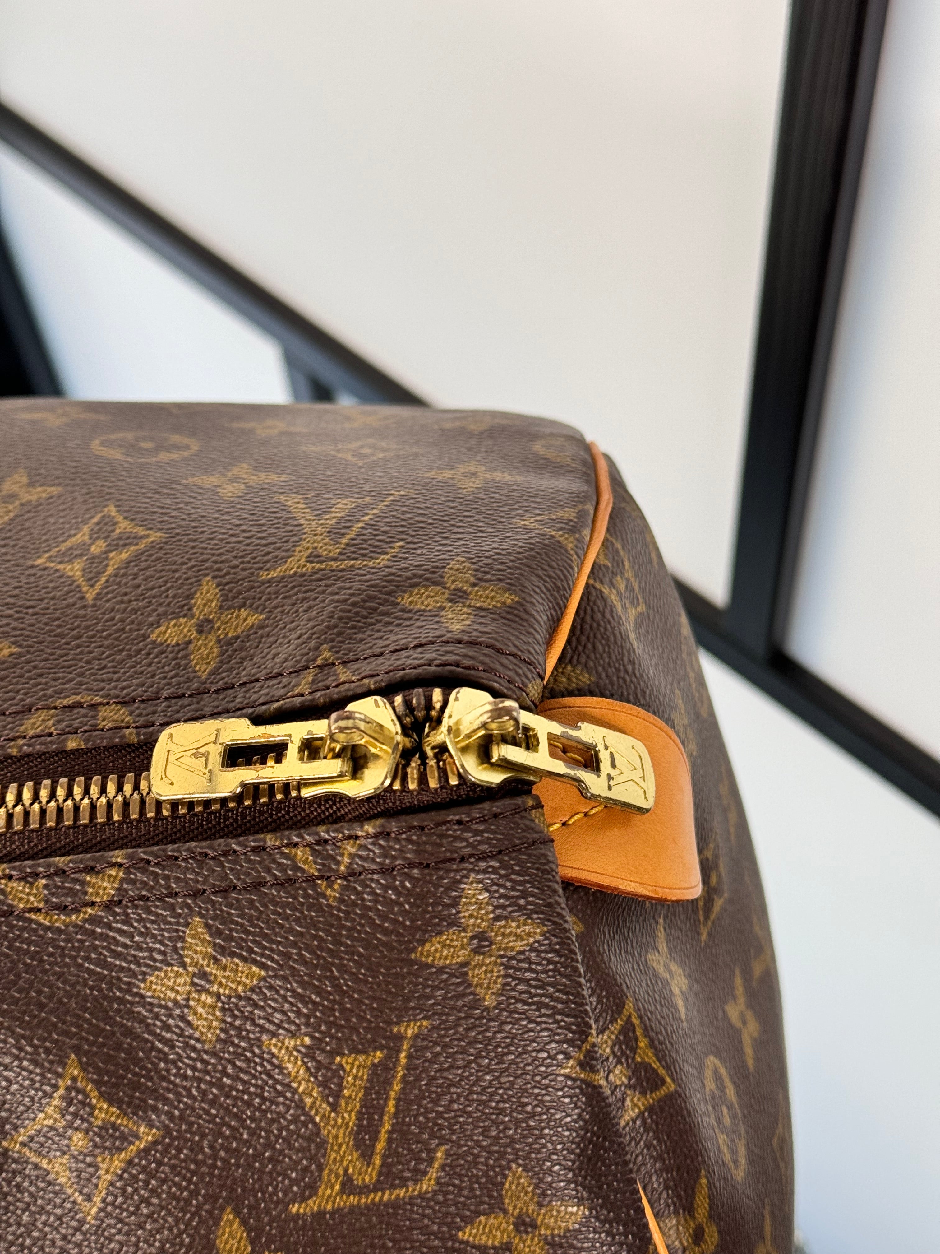 Louis Vuitton Keepall 55