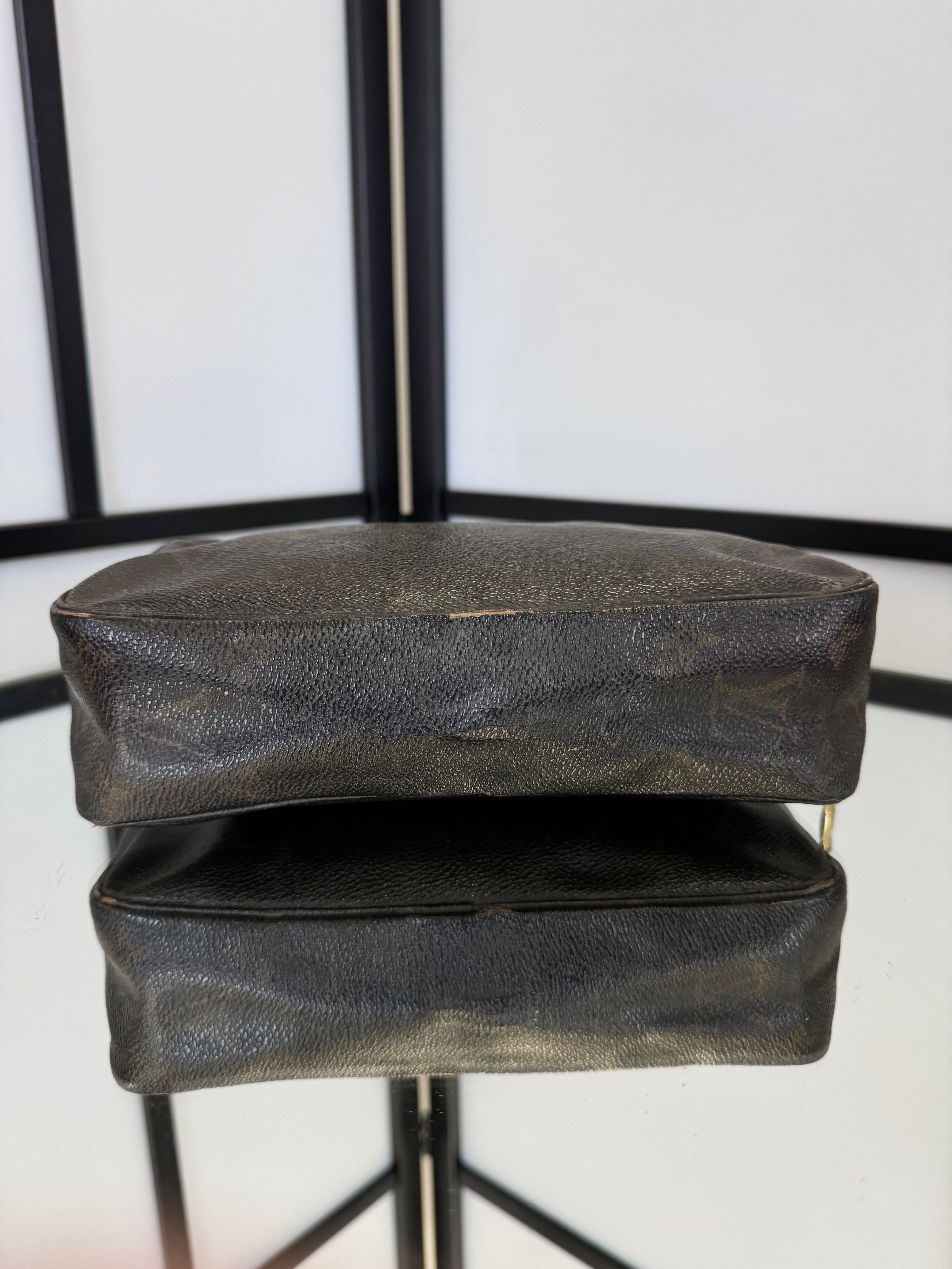 Louis Vuitton Wash Bag