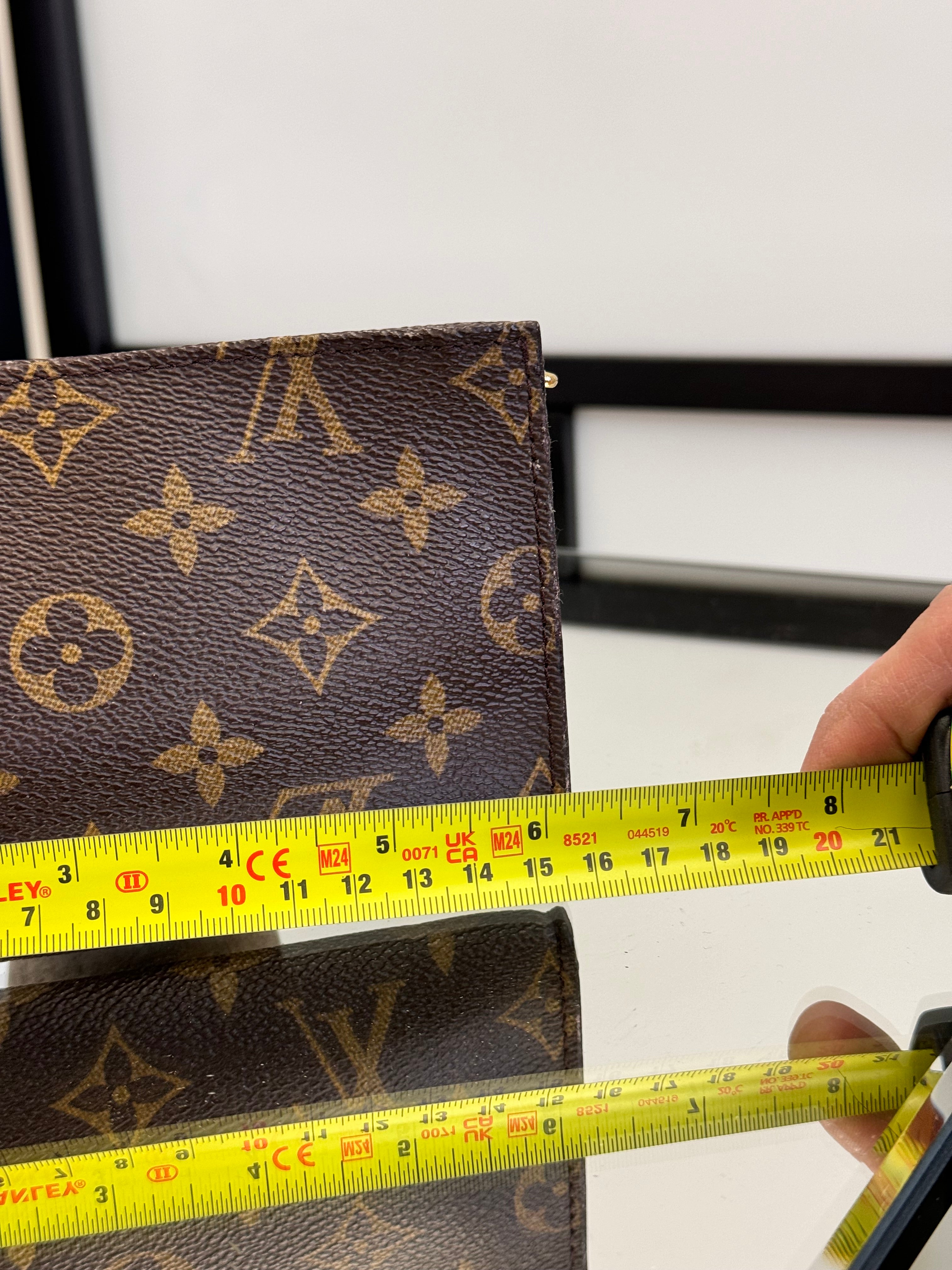 Louis Vuitton Purse