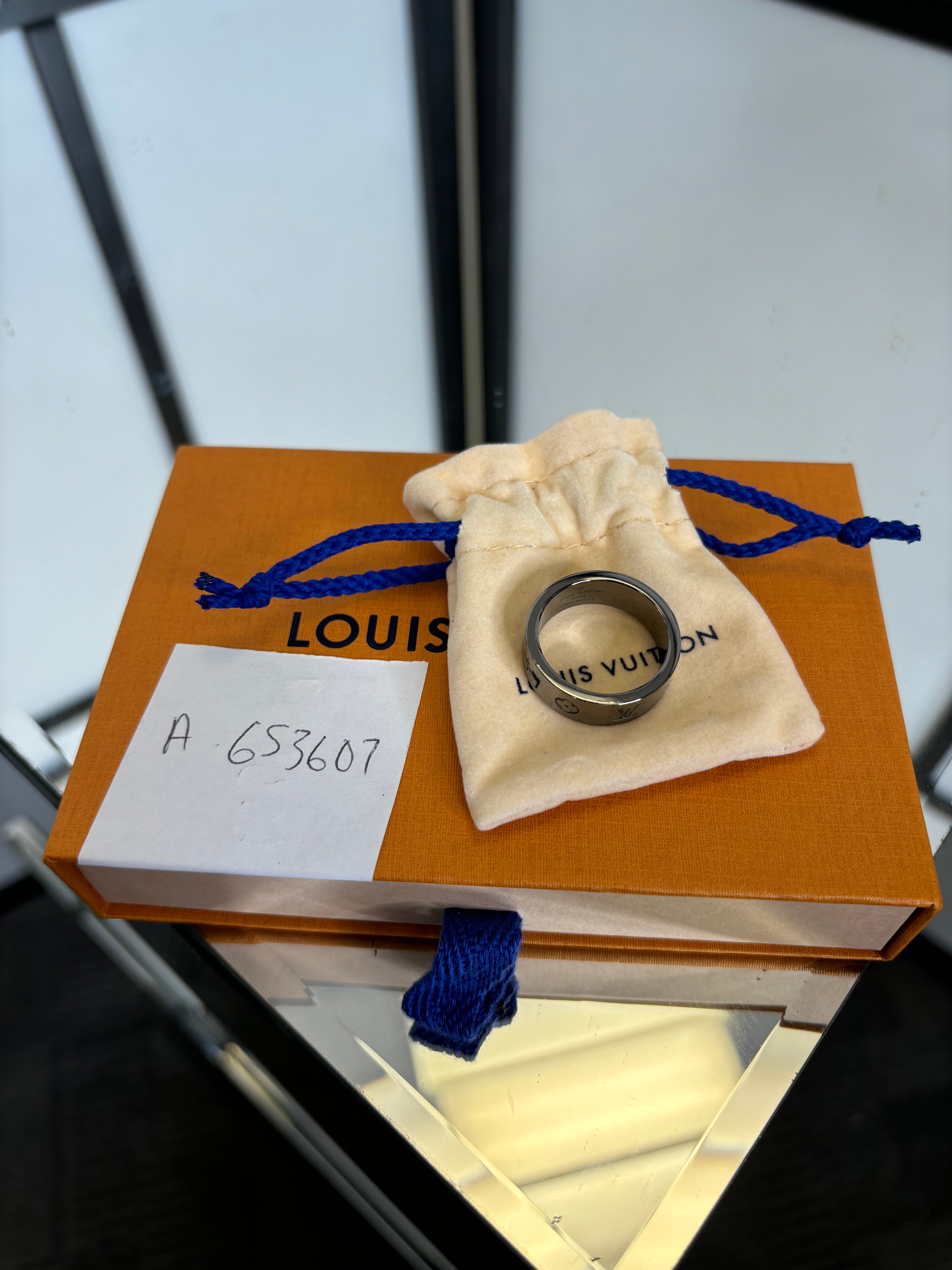 Louis Vuitton Ring