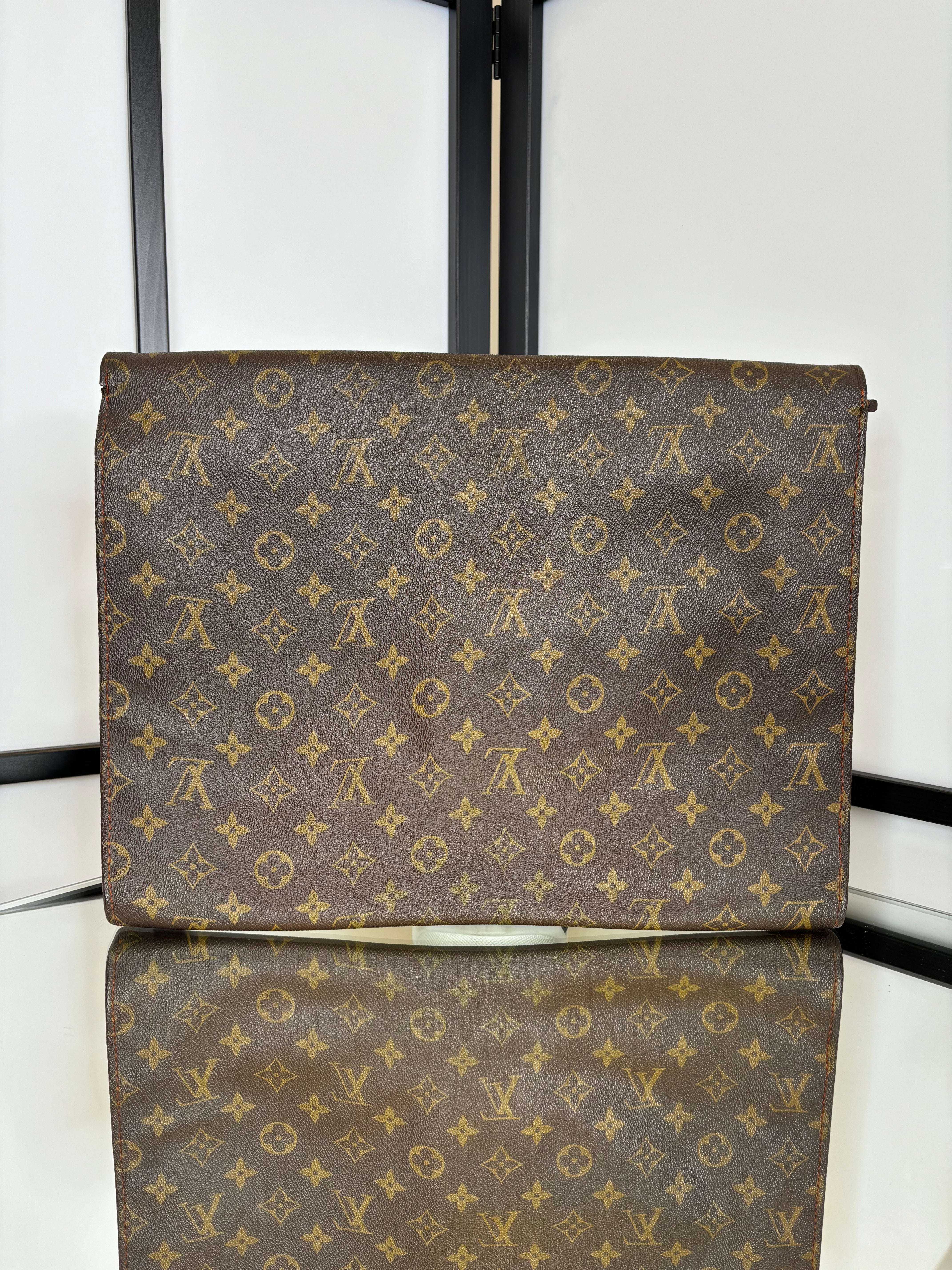 Louis Vuitton business bag