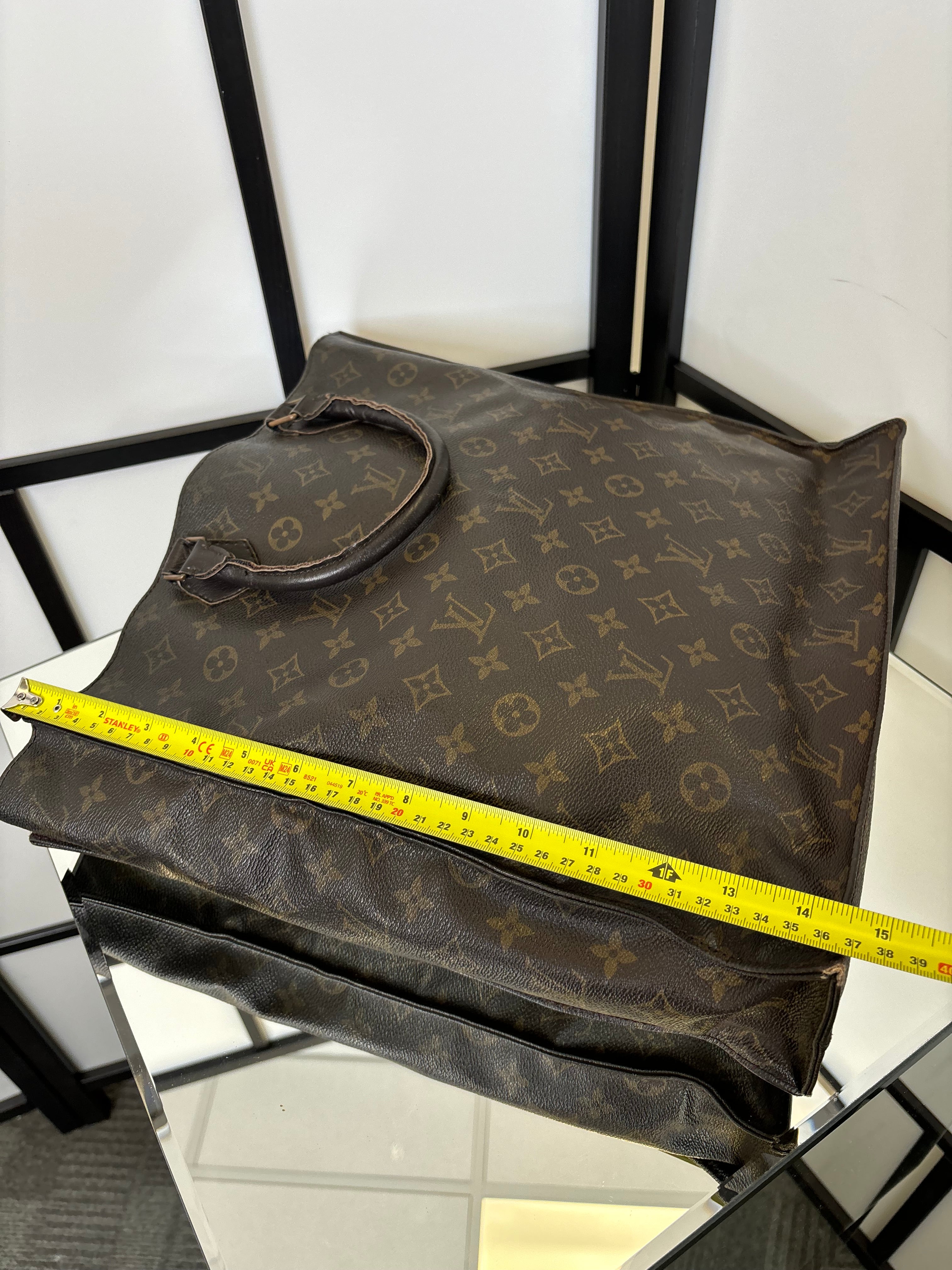 Louis Vuitton Hand Bag