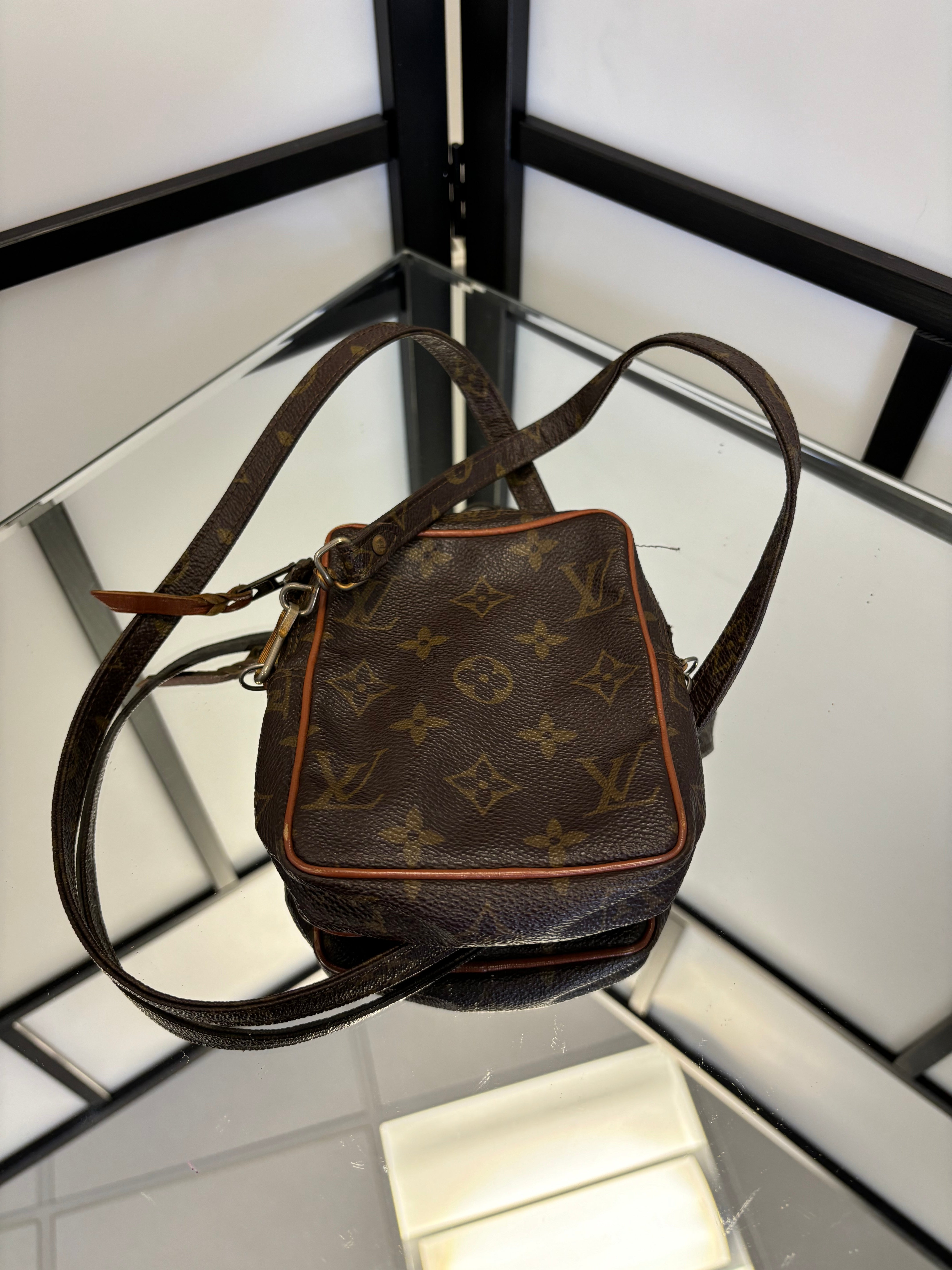 Louis Vuitton Cross Body Bag