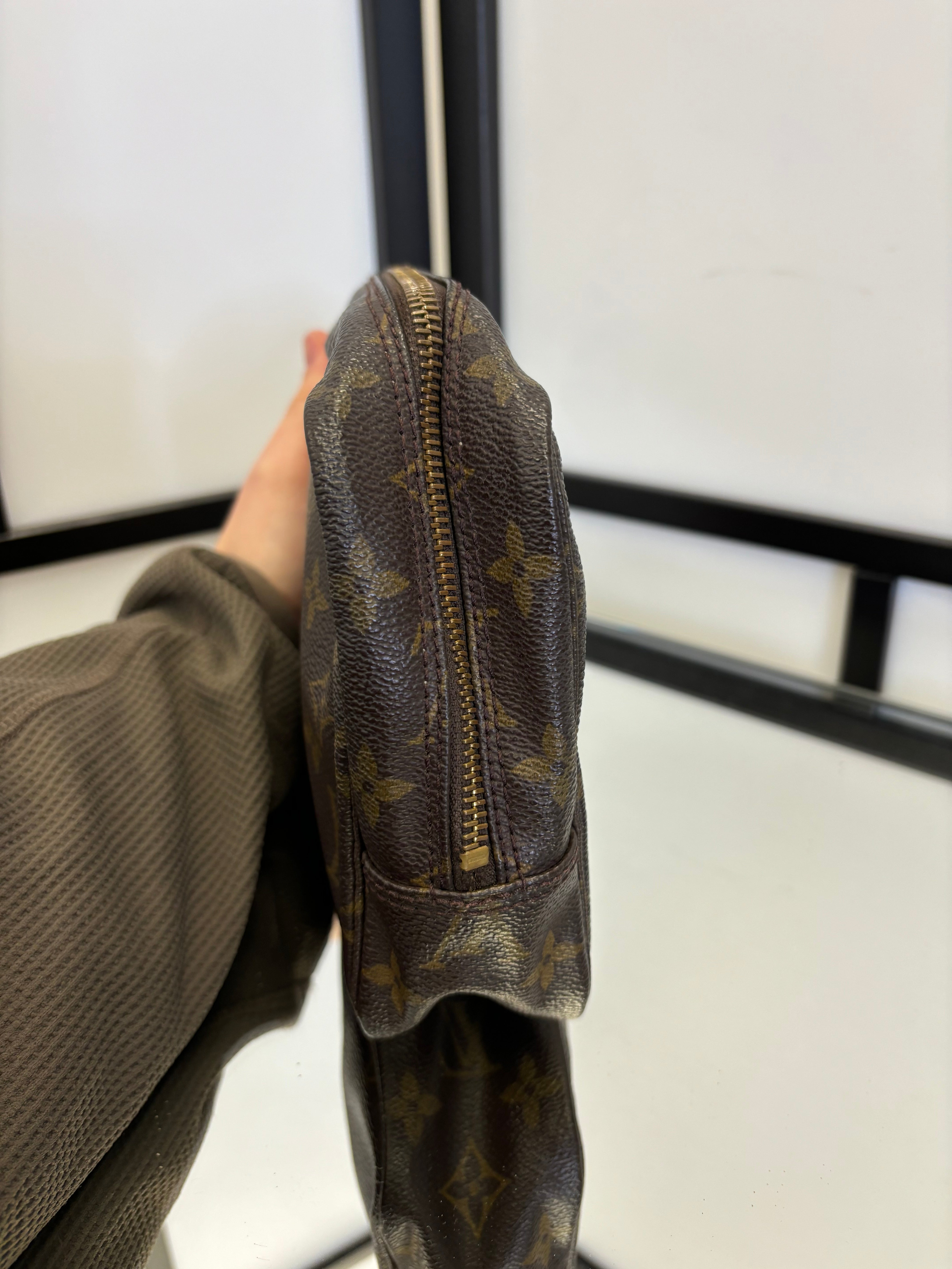 Louis Vuitton Wash Bag